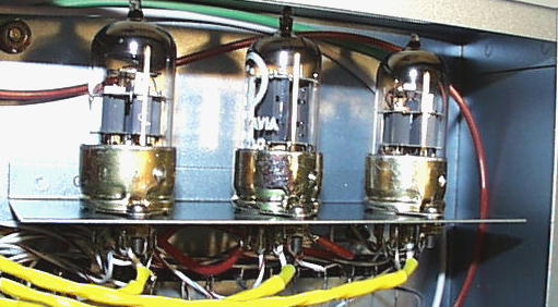 C101TUBE.jpg (37005 バイト)