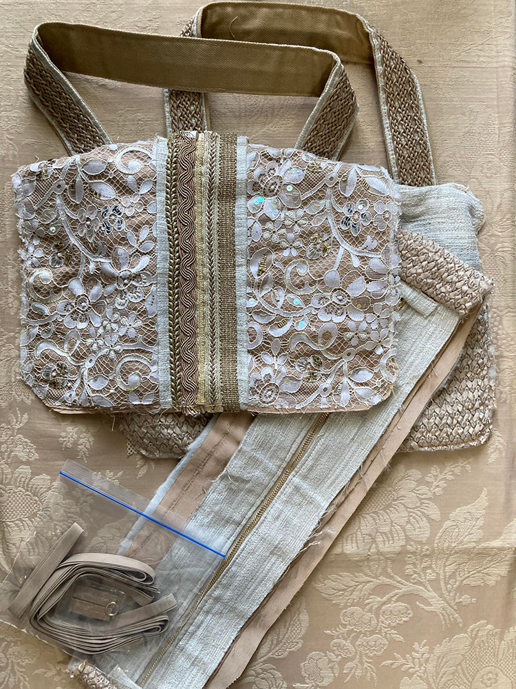 ブリリアントスクエアバッグ